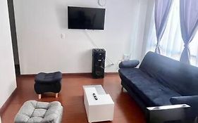 Apto cómodo en conjunto 1 piso parqueadero